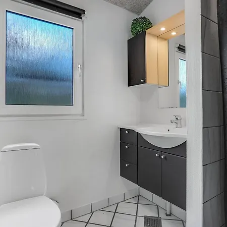 Holiday home Stunning In Glesborg With Kitchen
